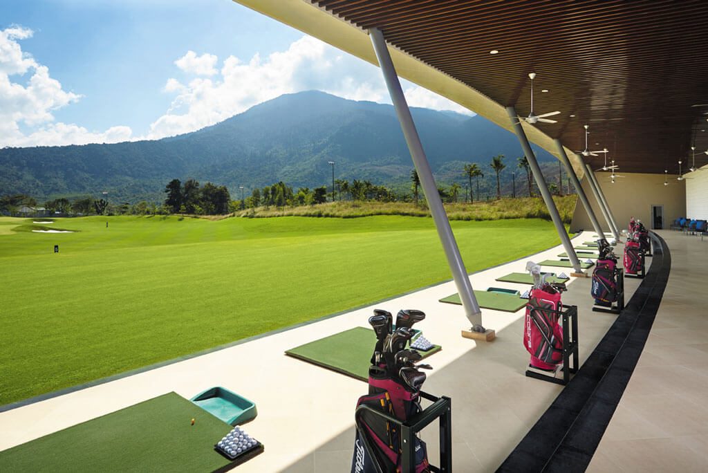 Ba Na Hills Golf Club-Driving Range Bays_LR